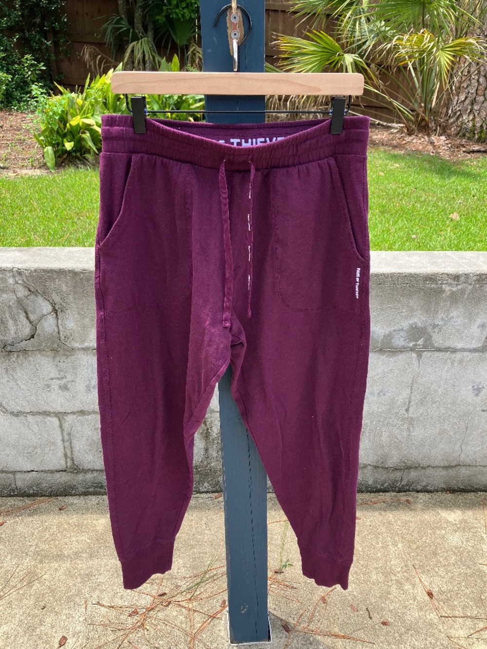 Pair of Thieves Soft Purple Joggers - Men's Medium in Cotton/Viscose